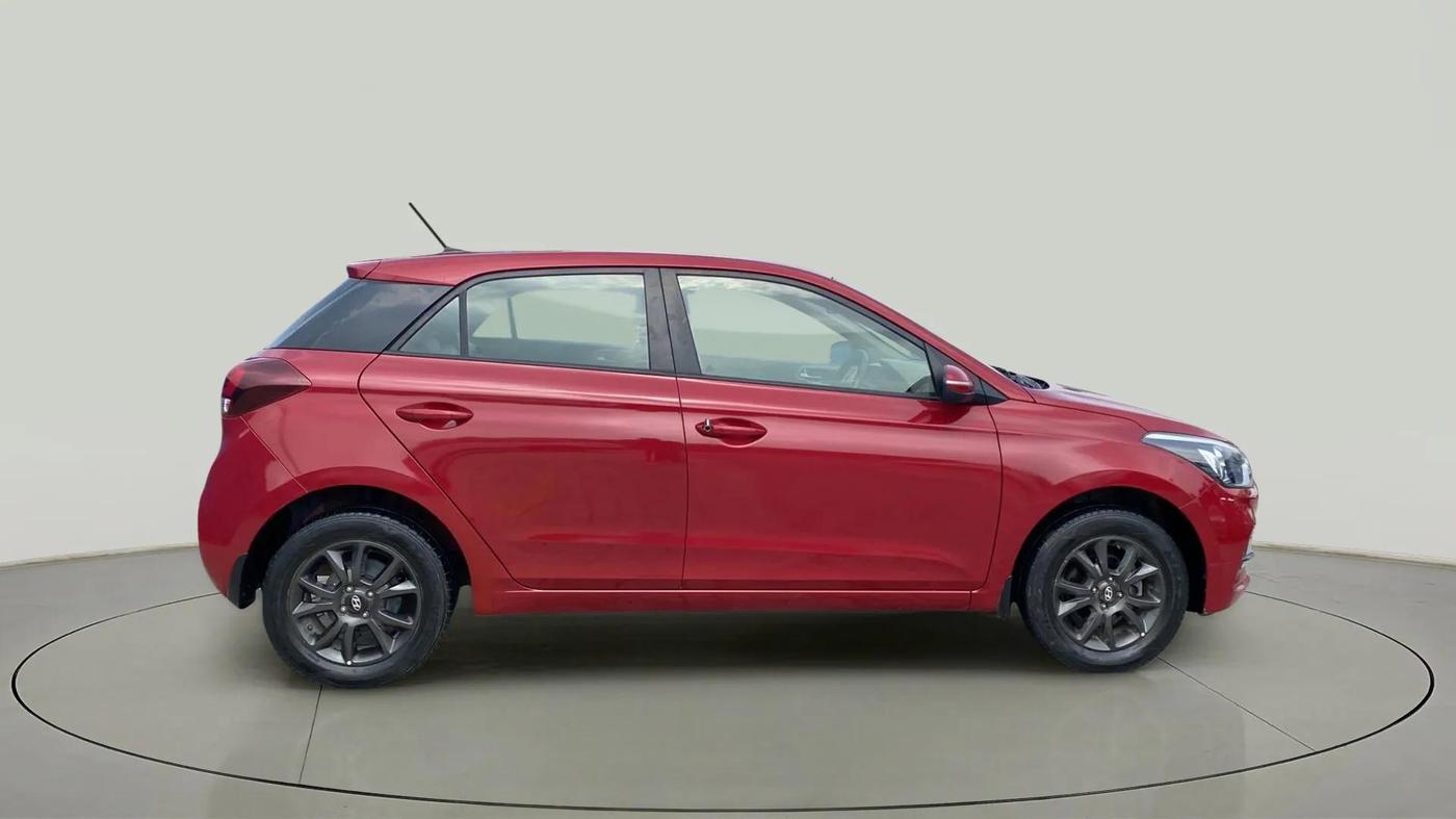 2019 Hyundai Elite i20 SPORTZ PLUS 1.2, Petrol, Manual, 39,593 km, Right Side