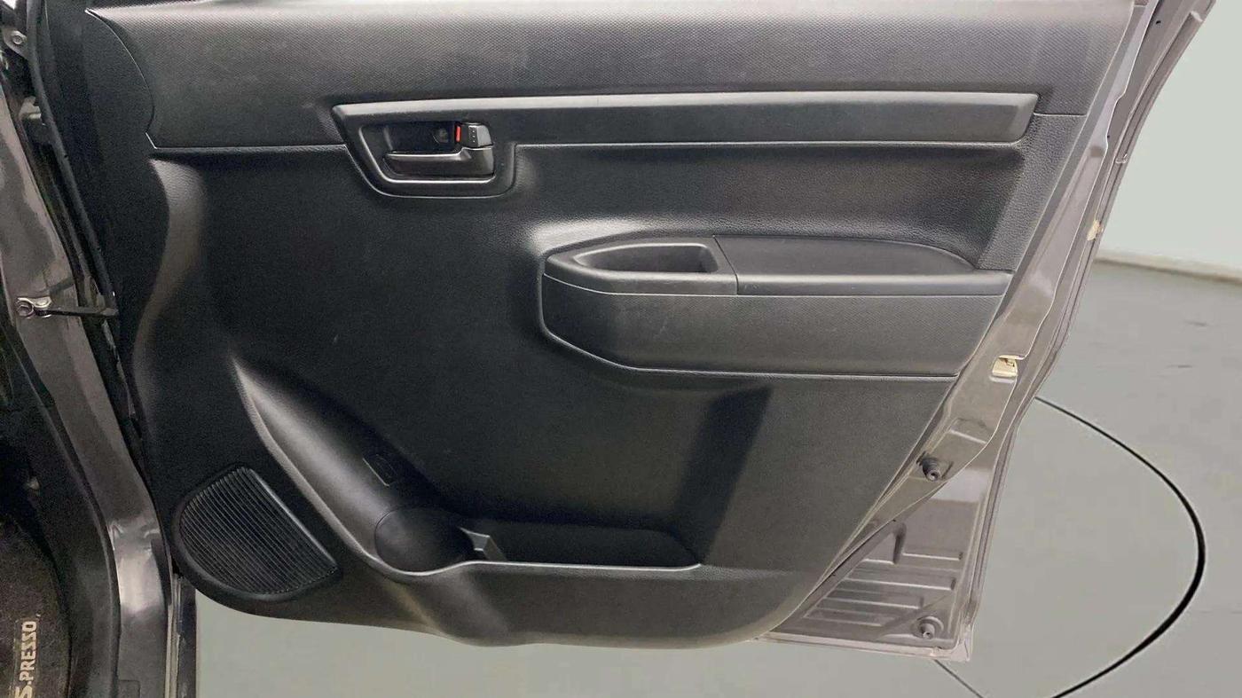 2019 Maruti S PRESSO VXI (O) AMT, Petrol, Automatic, 18,934 km, Driver Side Door Panels Control