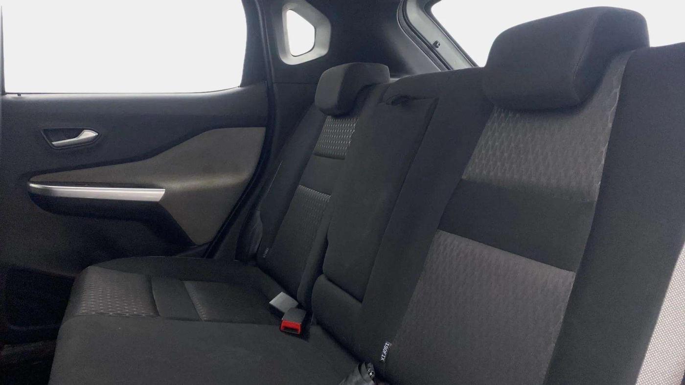 2021 Nissan MAGNITE XV TURBO, Petrol, Manual, 39,211 km, Right Side Rear Door Cabin
