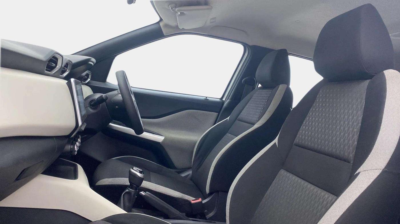 2021 Nissan MAGNITE XV TURBO, Petrol, Manual, 39,211 km, Right Side Front Door Cabin
