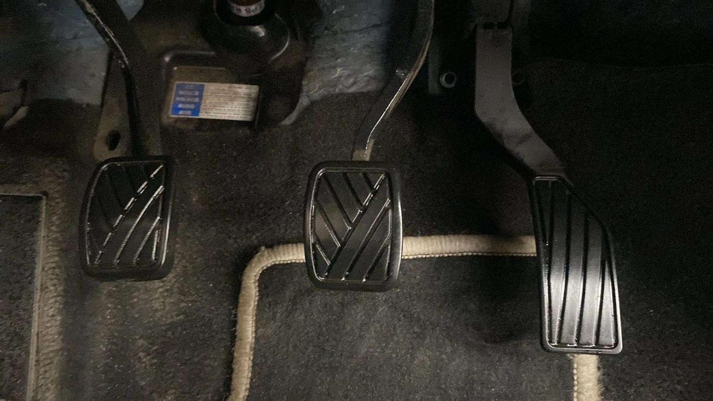 2016 Maruti Vitara Brezza VDI (O), Diesel, Manual, 78,149 km, Pedals