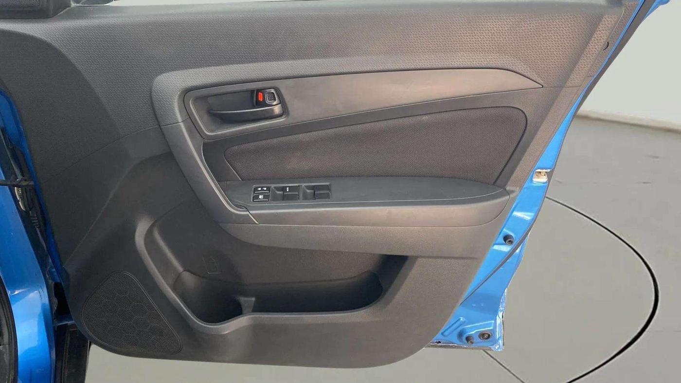 2016 Maruti Vitara Brezza VDI (O), Diesel, Manual, 78,149 km, Driver Side Door Panels Control