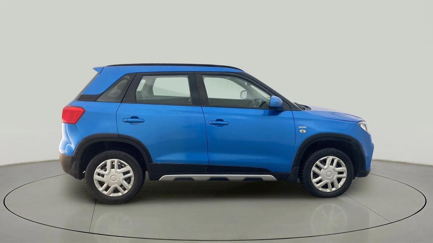 2016 Maruti Vitara Brezza VDI (O), Diesel, Manual, 78,149 km, Right Side