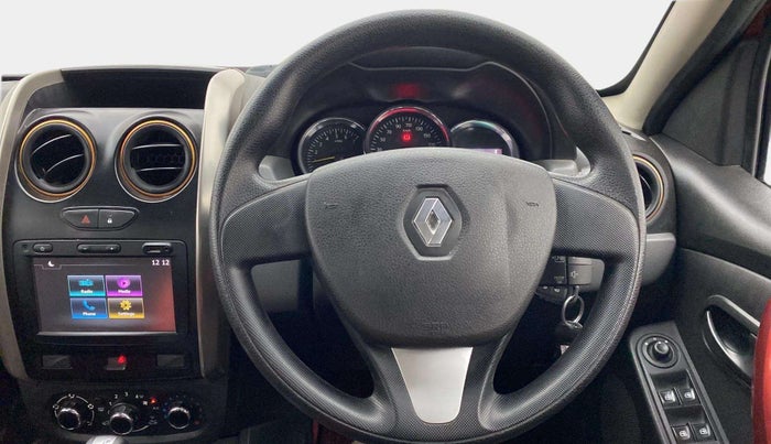 2017 Renault Duster RXS CVT, Petrol, Automatic, 60,325 km, Steering Wheel Close Up