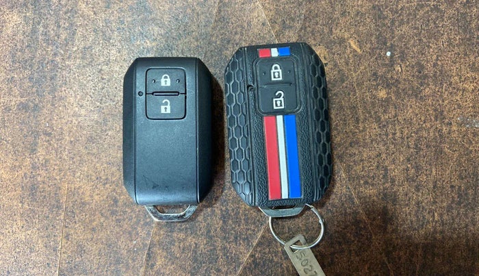 2023 Maruti Baleno ZETA 1.2 AGS, Petrol, Automatic, 21,261 km, Key Close Up