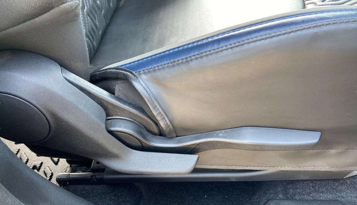 2023 Maruti Baleno ZETA 1.2 AGS, Petrol, Automatic, 21,261 km, Driver Side Adjustment Panel