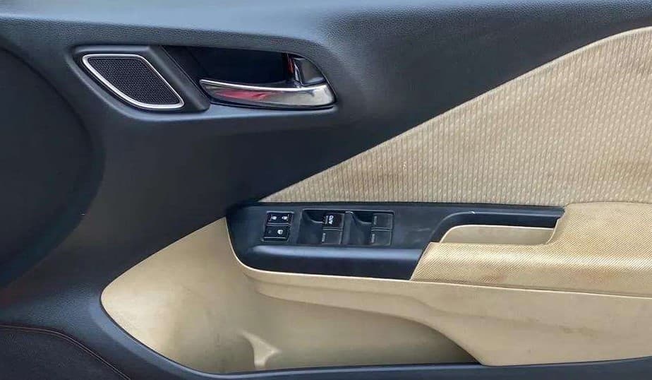 2019 Honda City 1.5L I-VTEC V MT, Petrol, Manual, 65,445 km, Driver Side Door Panels Control