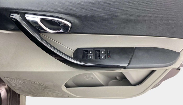 2017 Tata Tiago XZA PETROL, Petrol, Automatic, 57,091 km, Driver Side Door Panels Control