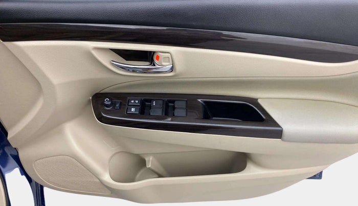 2018 Maruti Ciaz ALPHA 1.4 PETROL, Petrol, Manual, 77,985 km, Driver Side Door Panels Control