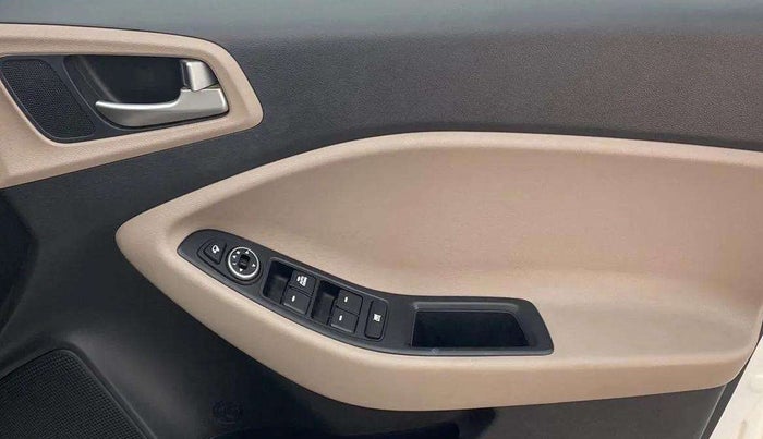 2018 Hyundai Elite i20 ASTA 1.2  CVT, Petrol, Automatic, 44,800 km, Driver Side Door Panels Control