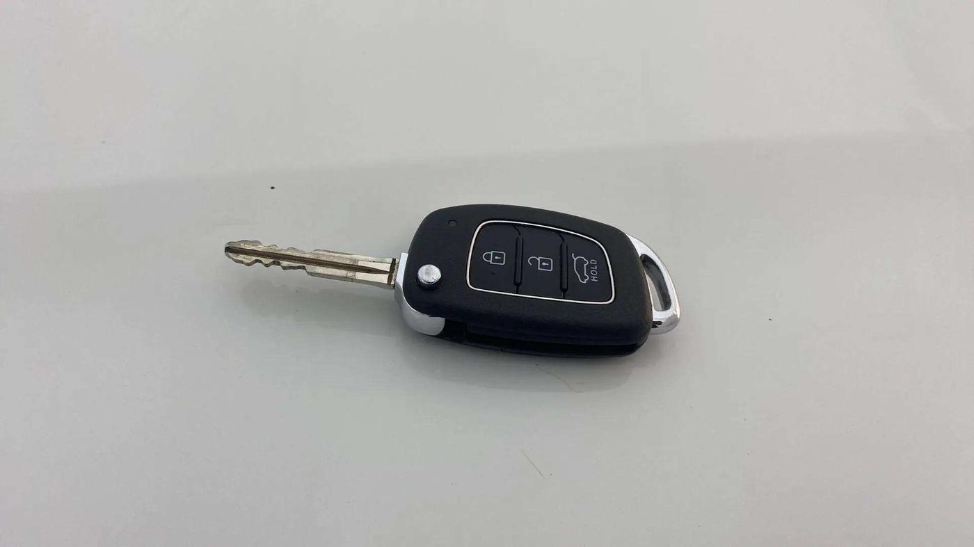 2018 Hyundai Elite i20 ASTA 1.2  CVT, Petrol, Automatic, 44,800 km, Key Close Up