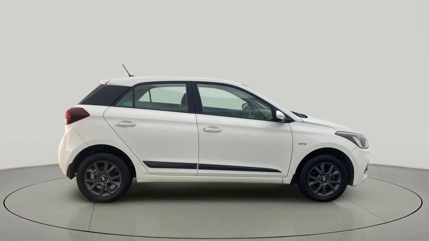 2018 Hyundai Elite i20 ASTA 1.2  CVT, Petrol, Automatic, 44,800 km, Right Side
