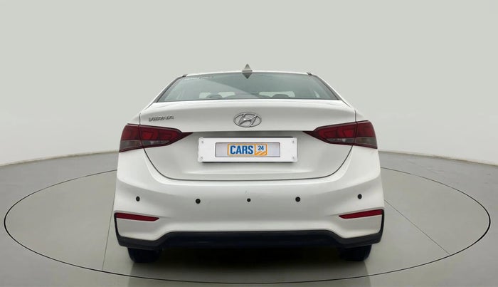 2018 Hyundai Verna 1.4 E PETROL, Petrol, Manual, 28,792 km, Back/Rear