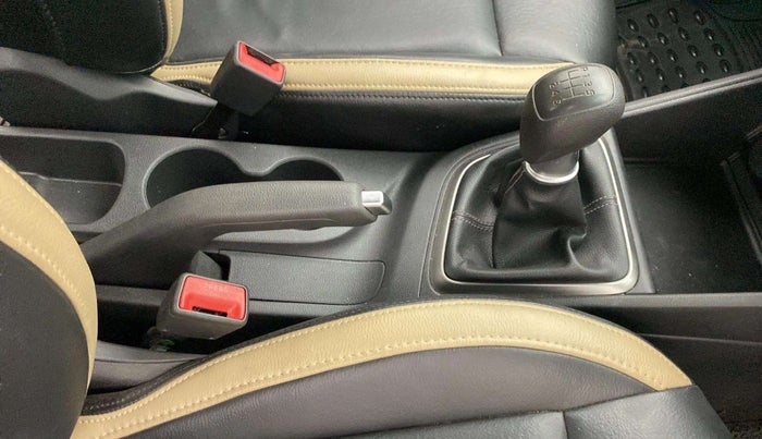 2018 Hyundai Verna 1.4 E PETROL, Petrol, Manual, 28,792 km, Gear Lever