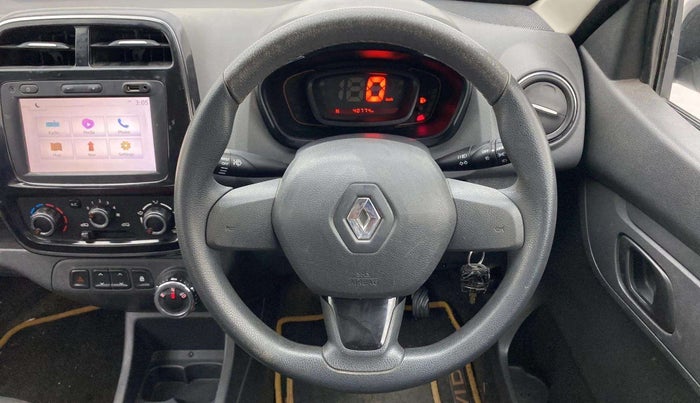 2016 Renault Kwid RXT 1.0 AMT, Petrol, Automatic, 40,749 km, Steering Wheel Close Up