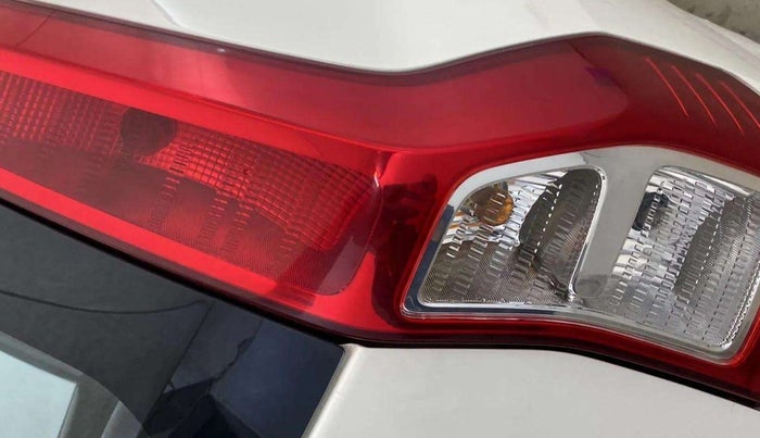 2019 Maruti New Wagon-R LXI CNG (O) 1.0, CNG, Manual, 49,117 km, Right tail light - Minor scratches