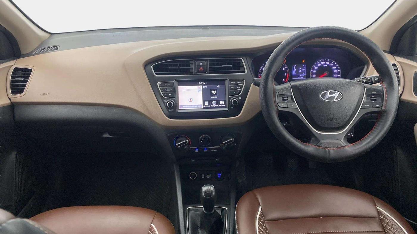 2020 Hyundai Elite i20 SPORTZ PLUS 1.2, Petrol, Manual, 59,997 km, Dashboard