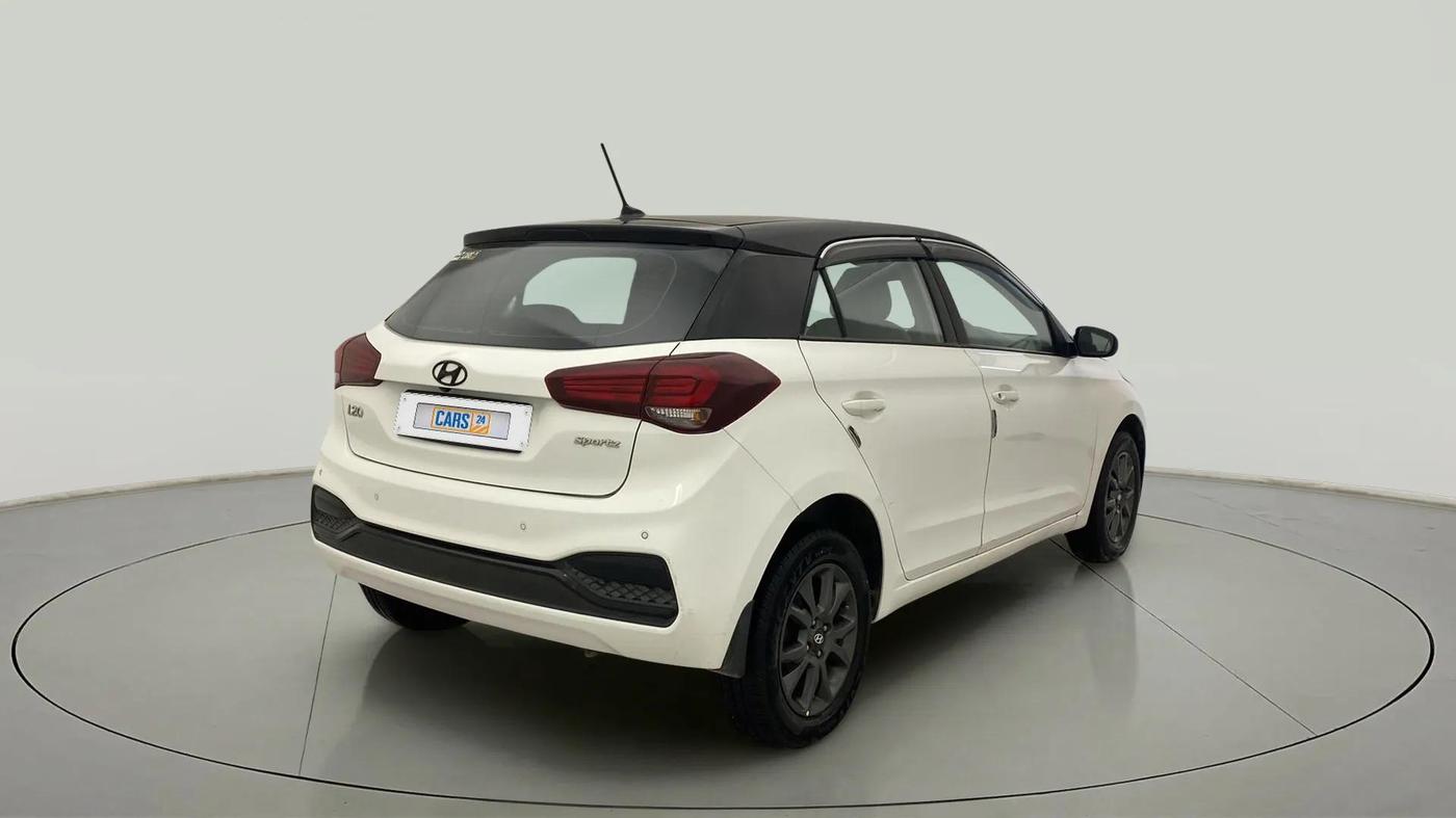 2020 Hyundai Elite i20 SPORTZ PLUS 1.2, Petrol, Manual, 59,997 km, Right Back Diagonal