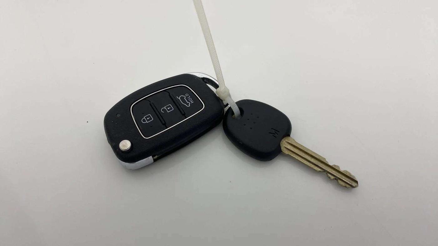 2020 Hyundai Elite i20 SPORTZ PLUS 1.2, Petrol, Manual, 59,997 km, Key Close Up