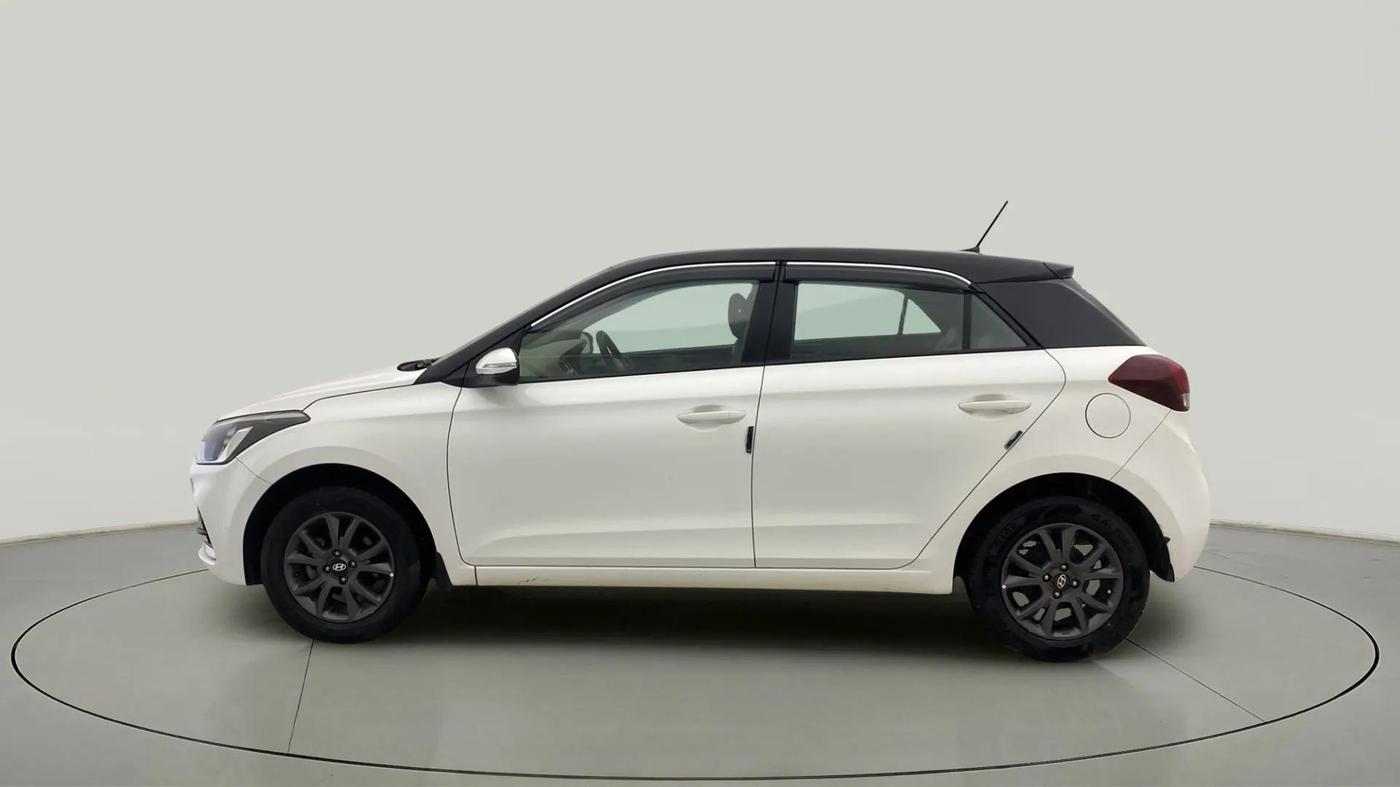 2020 Hyundai Elite i20 SPORTZ PLUS 1.2, Petrol, Manual, 59,997 km, Left Side