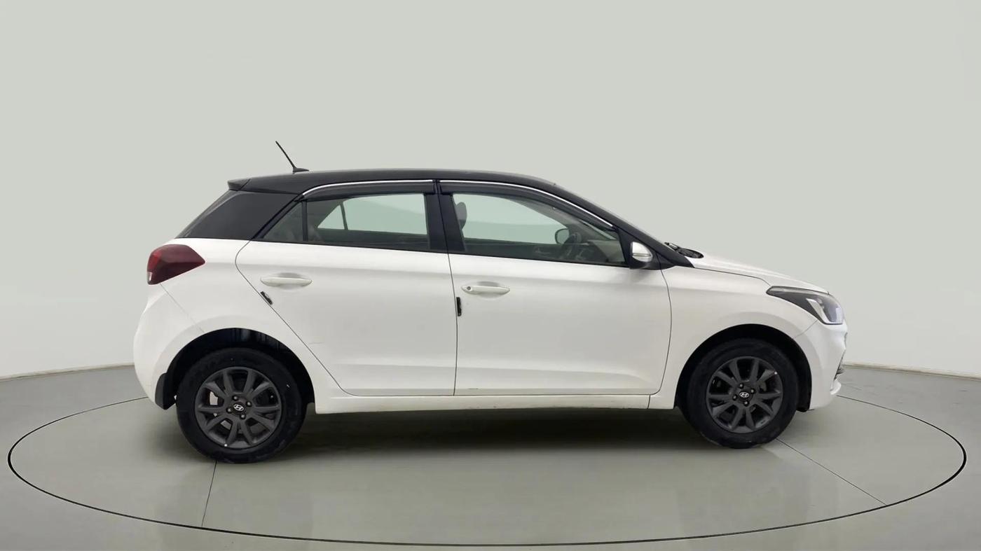 2020 Hyundai Elite i20 SPORTZ PLUS 1.2, Petrol, Manual, 59,997 km, Right Side View