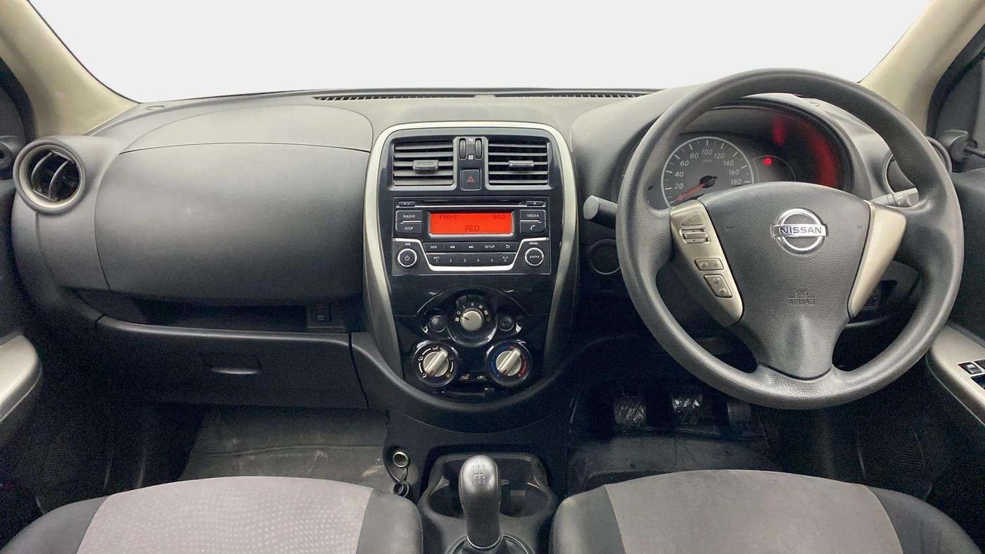 2017 Nissan Micra Active XV, Petrol, Manual, 78,241 km, Dashboard