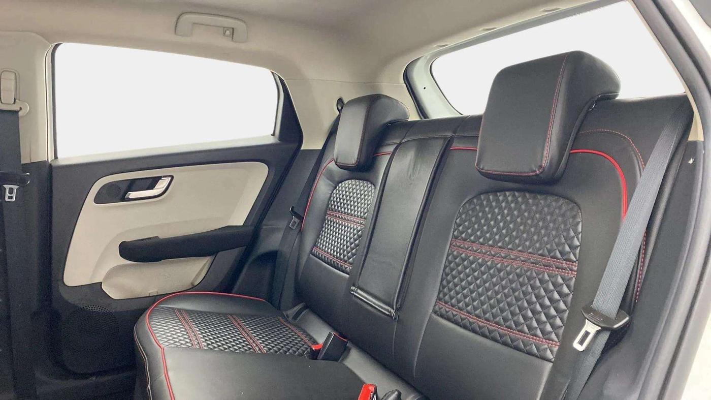 2021 Tata ALTROZ XZ PETROL, Petrol, Manual, 23,694 km, Right Side Rear Door Cabin