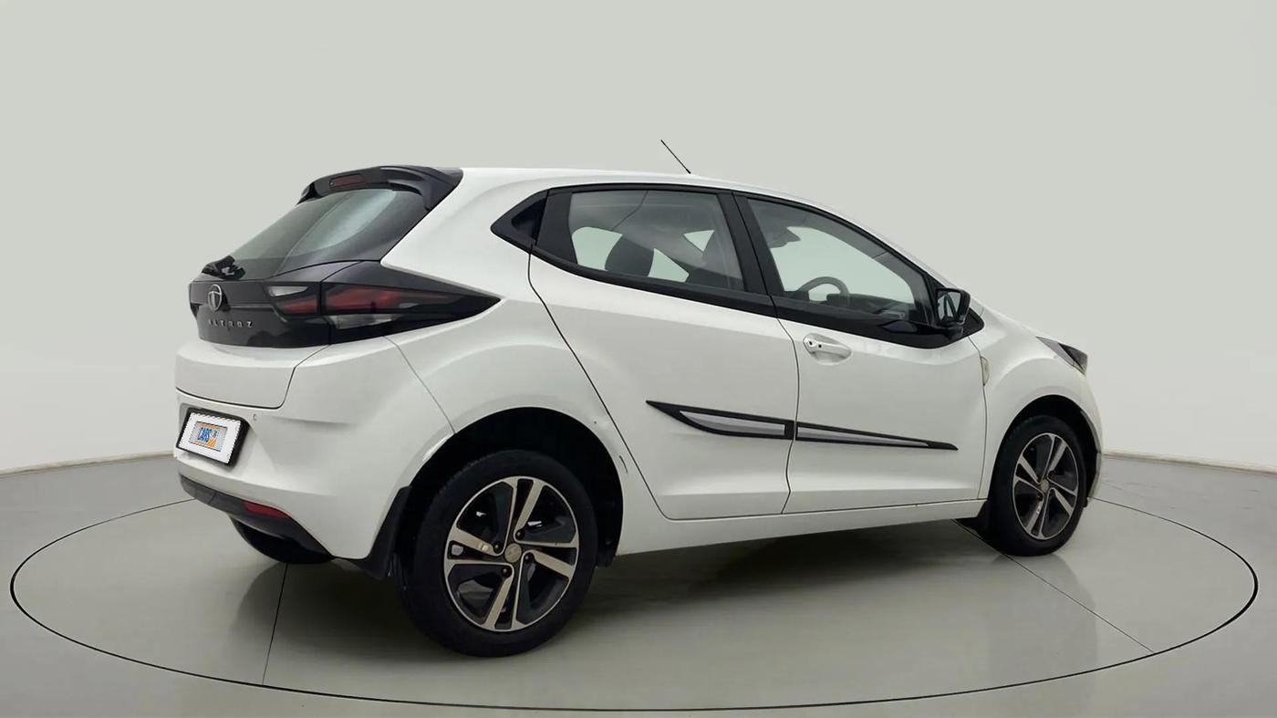 2021 Tata ALTROZ XZ PETROL, Petrol, Manual, 23,694 km, Right Back Diagonal