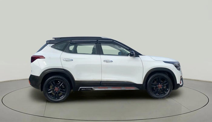 2021 KIA SELTOS HTX ANNIVERSARY EDITION 1.5 PETROL, Petrol, Manual, 26,344 km, Right Side