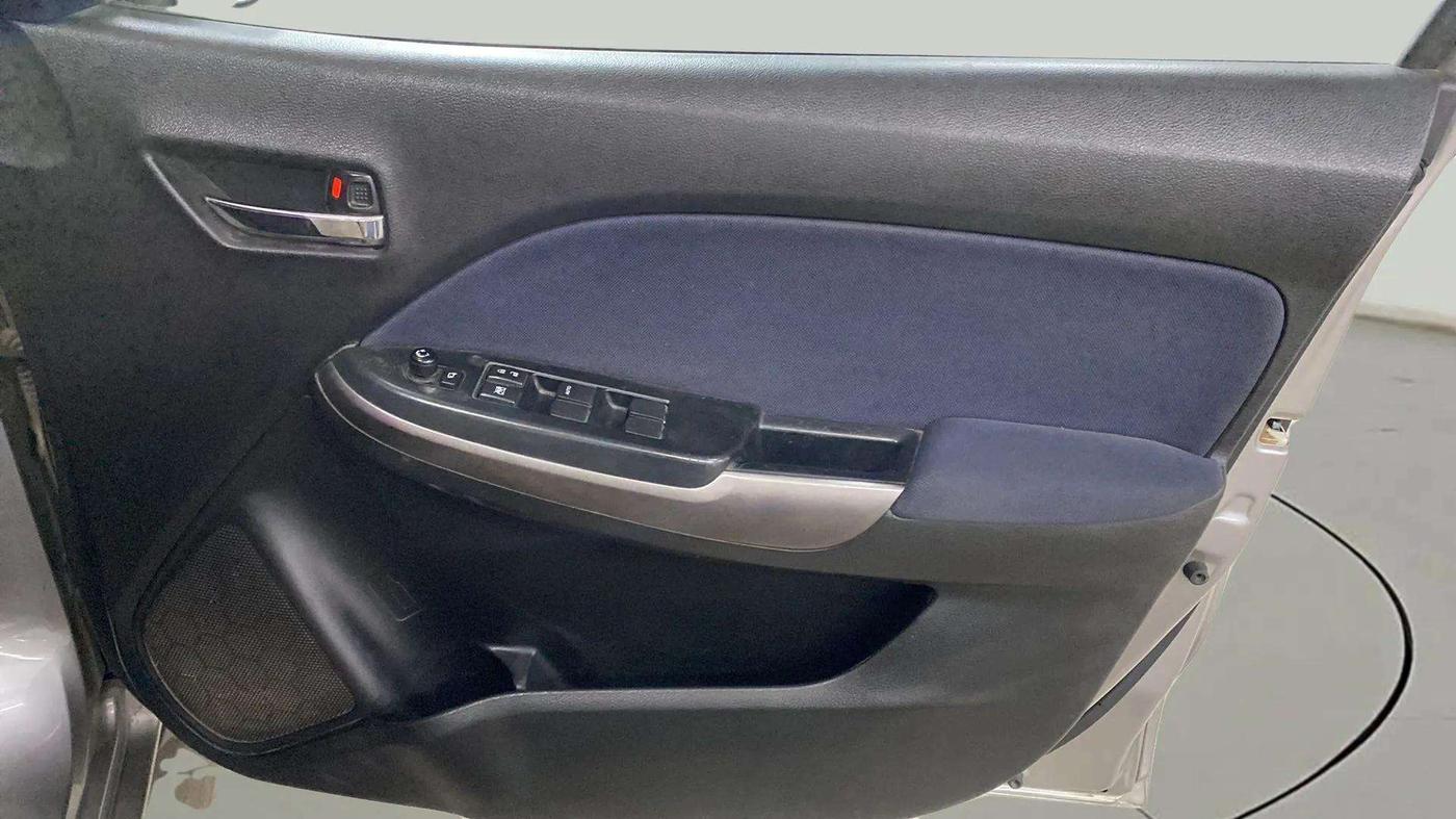 2020 Maruti Baleno ZETA PETROL 1.2, Petrol, Manual, 48,875 km, Driver Side Door Panels Control