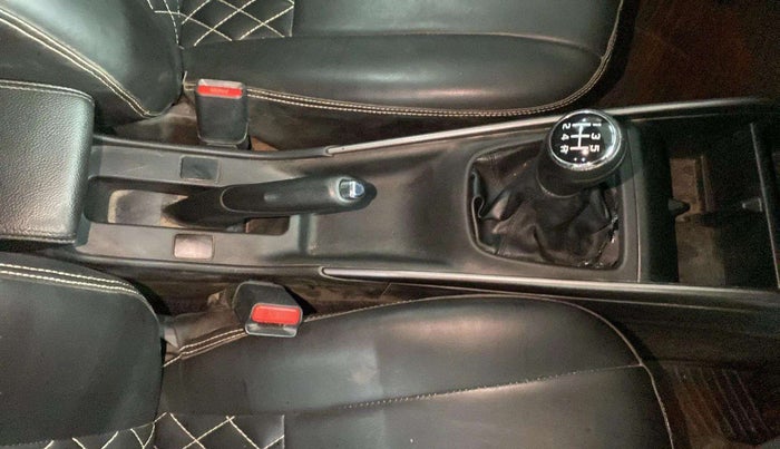 2020 Maruti Baleno ZETA PETROL 1.2, Petrol, Manual, 48,875 km, Gear Lever