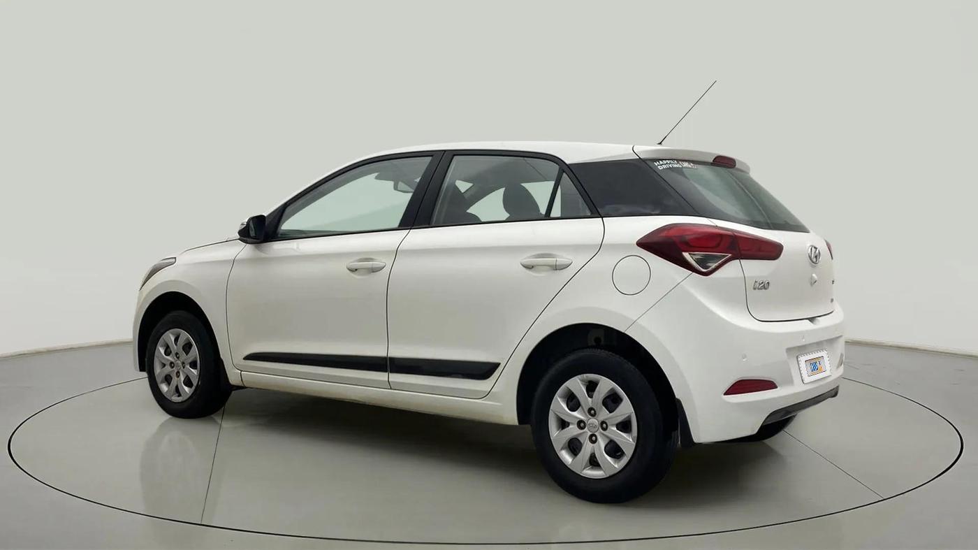 2015 Hyundai Elite i20 SPORTZ 1.2, Petrol, Manual, 43,267 km, Left Back Diagonal