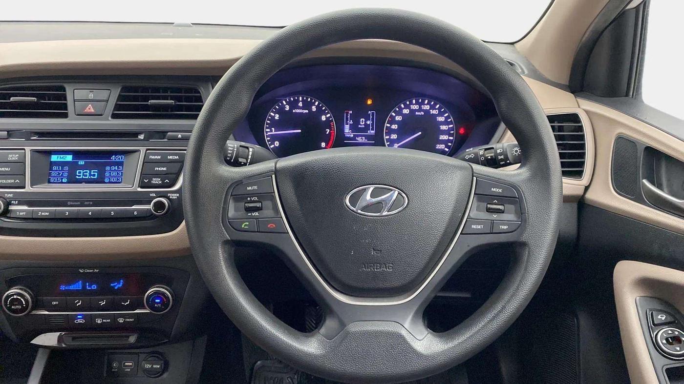 2015 Hyundai Elite i20 SPORTZ 1.2, Petrol, Manual, 43,267 km, Steering Wheel Close Up