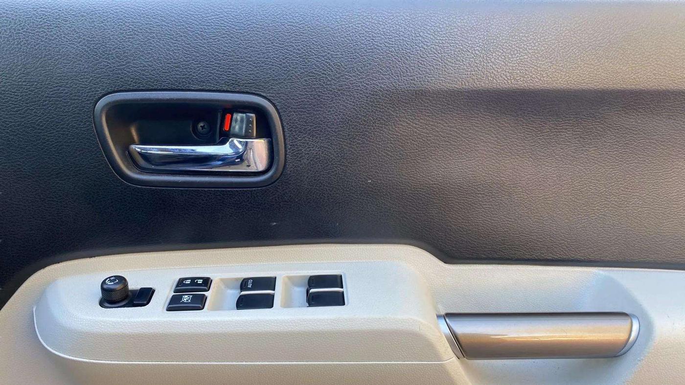 2018 Maruti IGNIS ZETA 1.2, Petrol, Manual, 82,256 km, Driver Side Door Panels Control