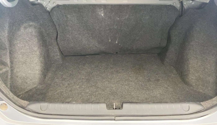 2018 Honda Amaze 1.2L I-VTEC VX, Petrol, Manual, 49,878 km, Boot Inside
