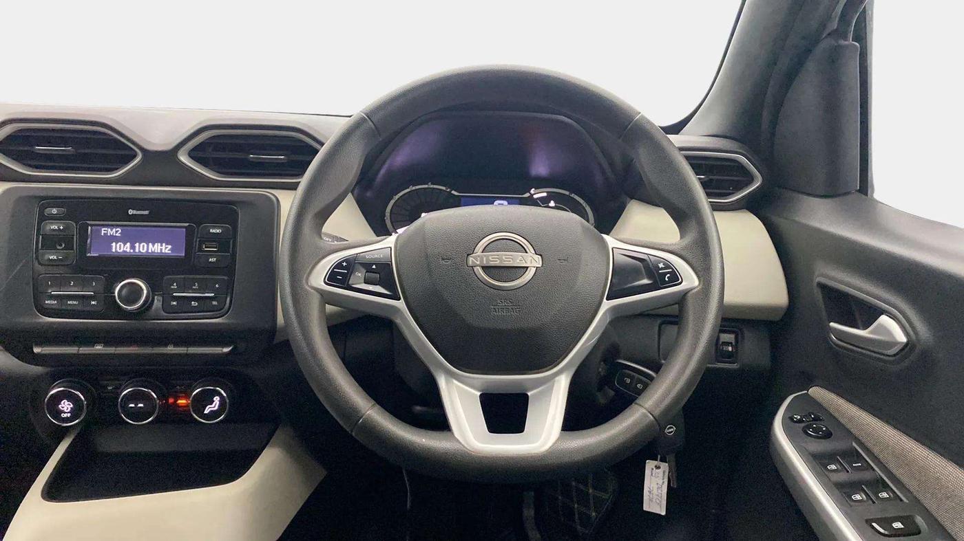 2022 Nissan MAGNITE XL, Petrol, Manual, 34,455 km, Steering Wheel Close Up