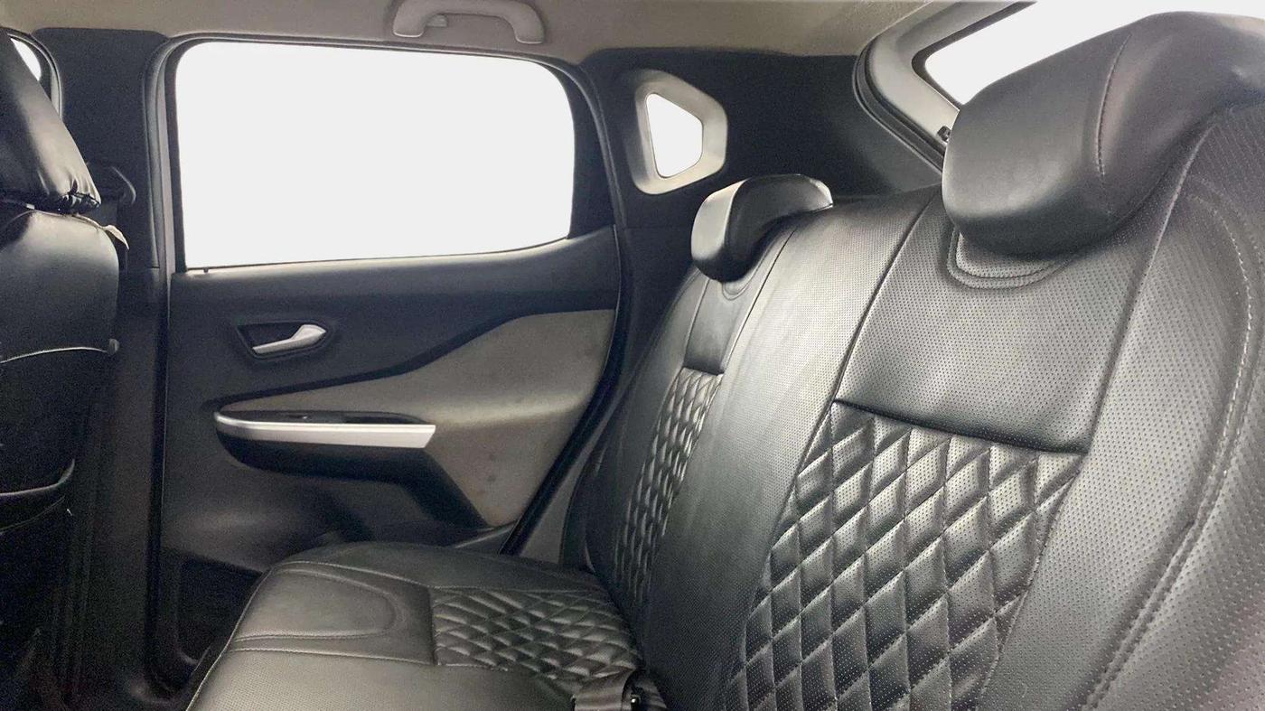 2022 Nissan MAGNITE XL, Petrol, Manual, 34,455 km, Right Side Rear Door Cabin