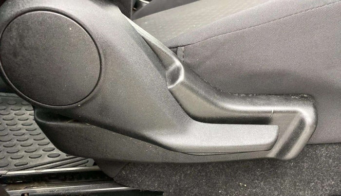 2022 Maruti Celerio VXI, Petrol, Manual, 32,084 km, Driver Side Adjustment Panel