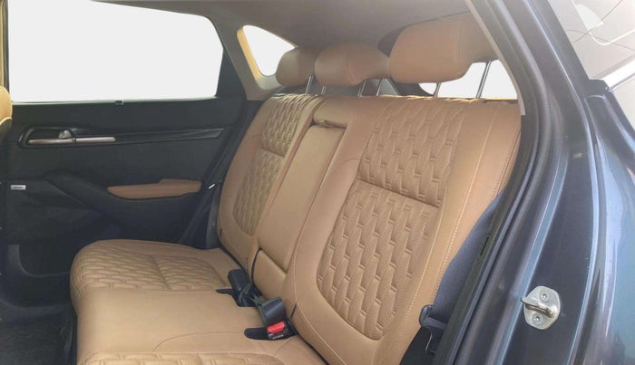 2021 KIA SELTOS HTX PLUS 1.5 DIESEL, Diesel, Manual, 55,721 km, Right Side Rear Door Cabin