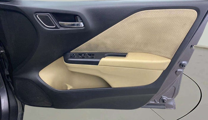2017 Honda City 1.5L I-VTEC V MT, Petrol, Manual, 67,634 km, Driver Side Door Panels Control