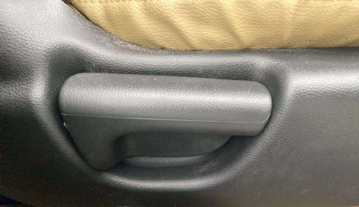 2017 Honda City 1.5L I-VTEC V MT, Petrol, Manual, 67,634 km, Driver Side Adjustment Panel