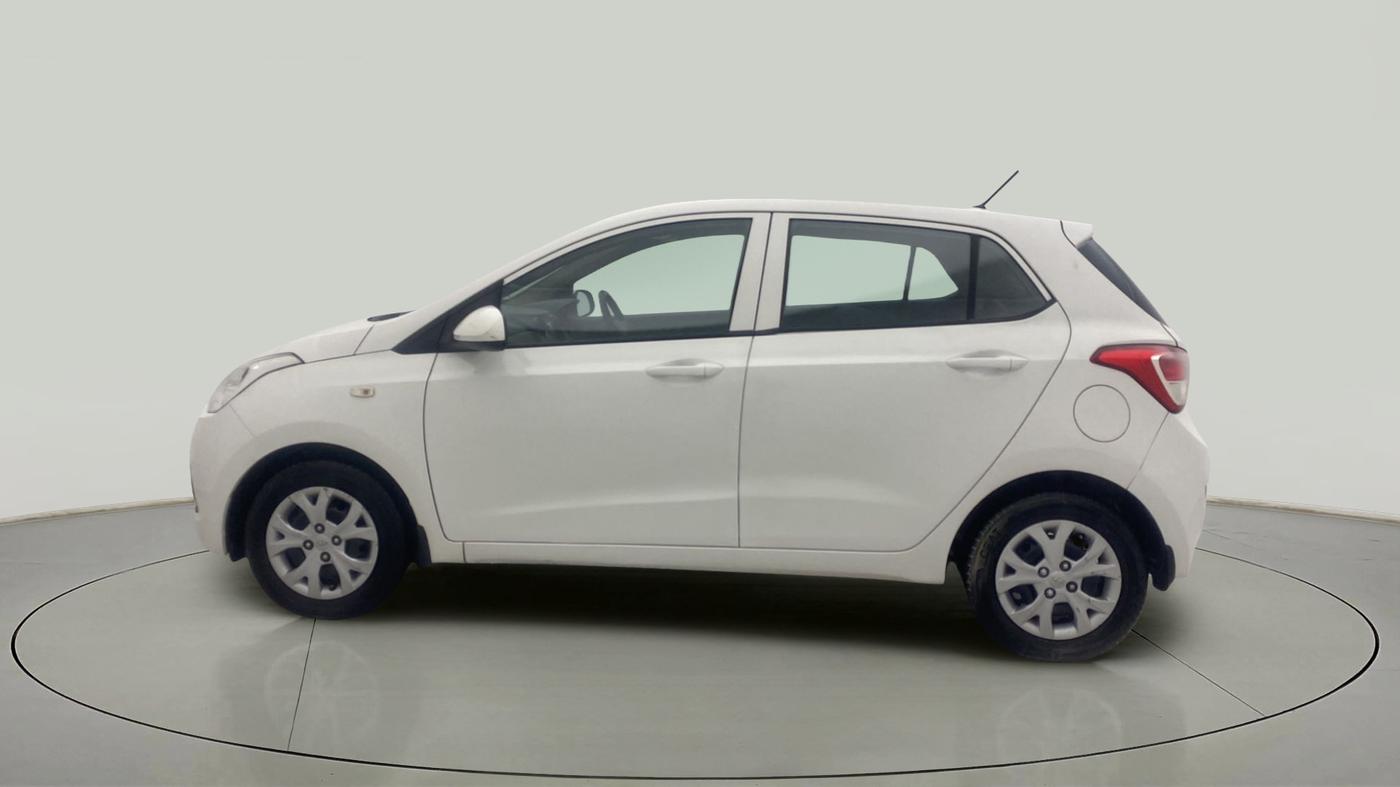 2016 Hyundai Grand i10 MAGNA 1.2 KAPPA VTVT, CNG, Manual, 79,851 km, Left Side