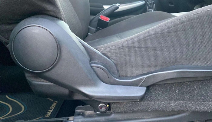 2018 Maruti Baleno ALPHA PETROL 1.2, Petrol, Manual, 56,498 km, Driver Side Adjustment Panel