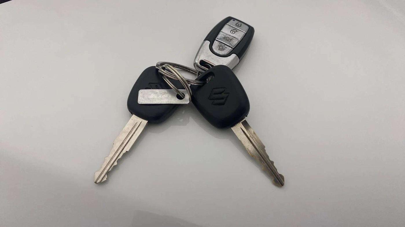 2019 Maruti Alto LXI, Petrol, Manual, 16,439 km, Key Close Up