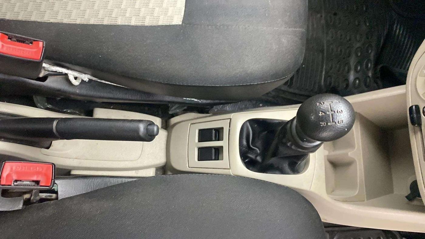 2019 Maruti Alto LXI, Petrol, Manual, 16,439 km, Gear Lever