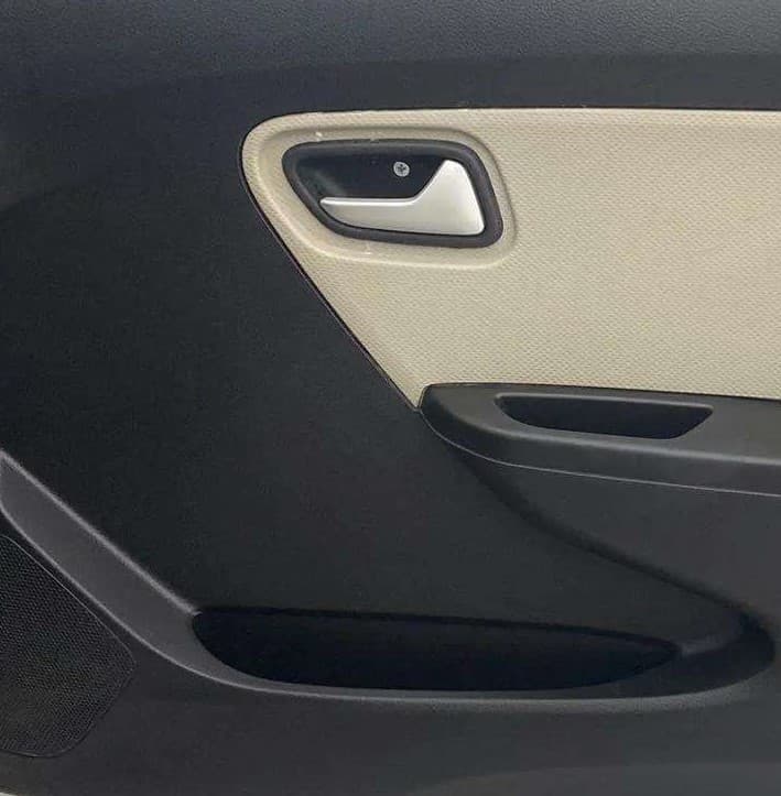2019 Maruti Alto LXI, Petrol, Manual, 16,439 km, Driver Side Door Panels Control