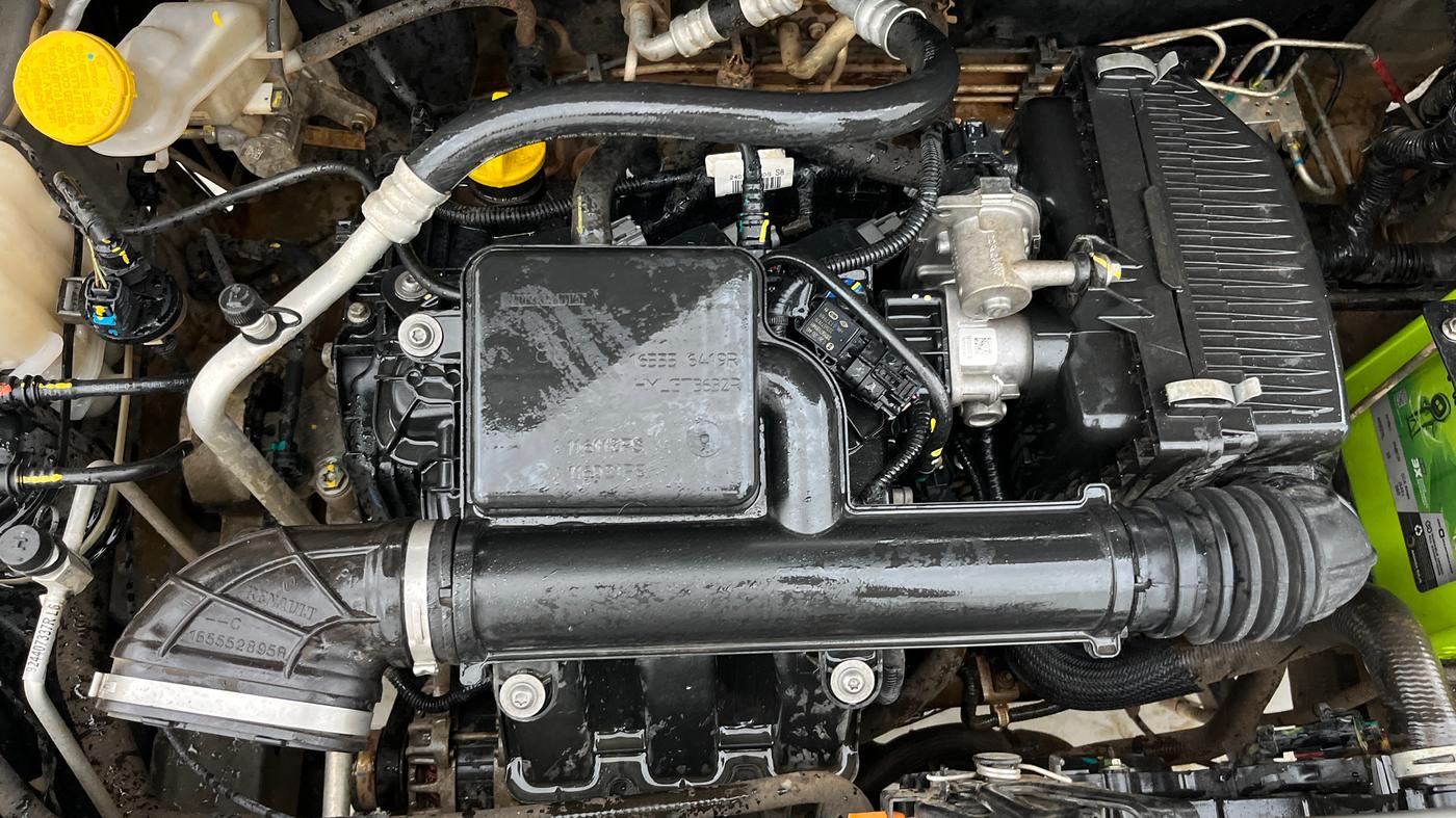 2023 Renault TRIBER RXT, Petrol, Manual, 47,504 km, Engine View