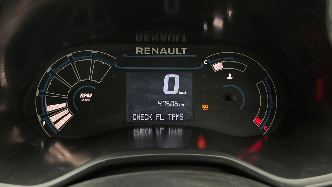2023 Renault TRIBER RXT, Petrol, Manual, 47,504 km, Odometer Image