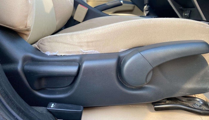 2018 Honda City 1.5L I-VTEC V MT, Petrol, Manual, 65,021 km, Driver Side Adjustment Panel
