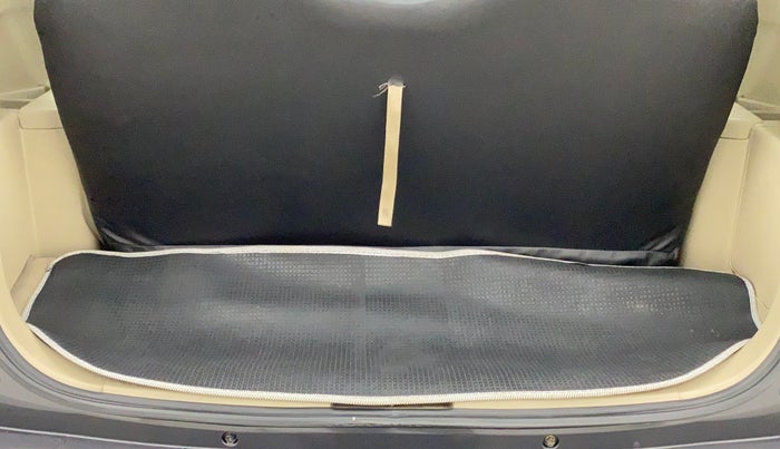 2014 Maruti Ertiga ZDI, Diesel, Manual, 1,36,879 km, Boot Inside View